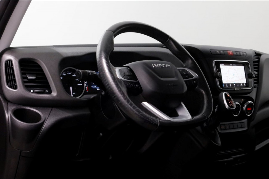 Iveco Daily 35S14 136pk HiMatic Automaat Bakwagen met laadklep en zijdeur H235cm 03-2022