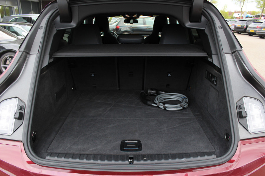 BMW iX xDrive40 High Executive 77 kWh / Trekhaak / Panoramadak / 360Camera / Head-up / Leder / Softclose / Harman Kardon / 21'' / Keyless / Stoelventilatie+Verwarming / Stuurverwarming / Dodehoek / DAB / ACC