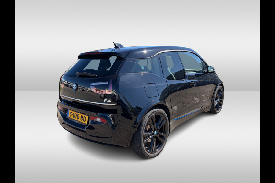 BMW i3 S 120Ah 42 kWh / Camera / Warmtepomp / Navi. Proff / 18'' / Stoelverwarming / DAB / Getint glas / Cruise Control