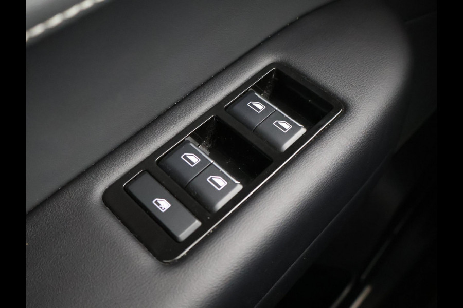 Aiways U5 PRIME 63 kWh 3-FASE LADER + LEDER | 19 INCH | PANORAMA SCHUIFDAK | 360 CAMERA | ADAPTIVE CRUISE