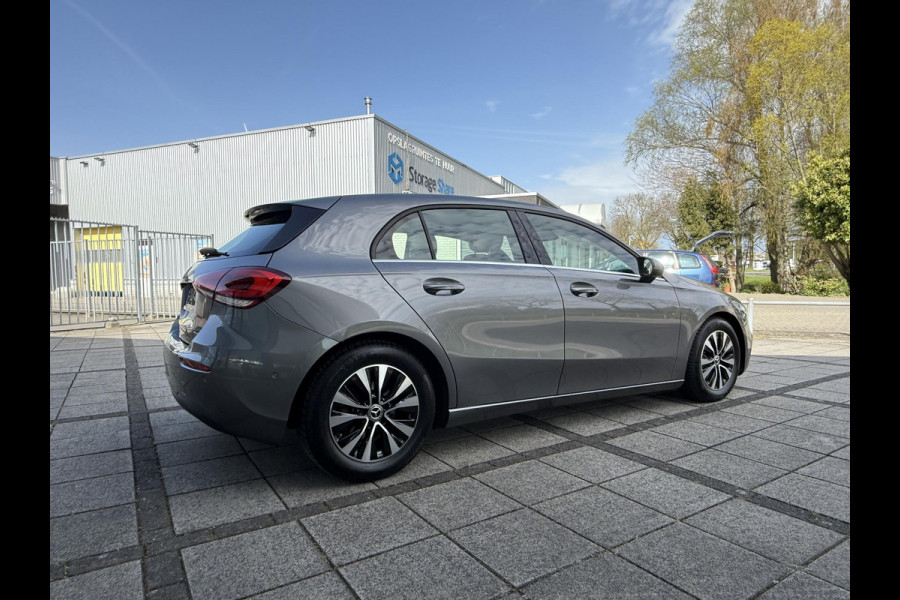 Mercedes-Benz A-Klasse 180 Aut. Edition Xenon-LED | Navi | Camera | M-Bux | Sport St.