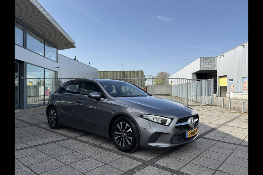 Mercedes-Benz A-Klasse 180 Aut. Edition Xenon-LED | Navi | Camera | M-Bux | Sport St.