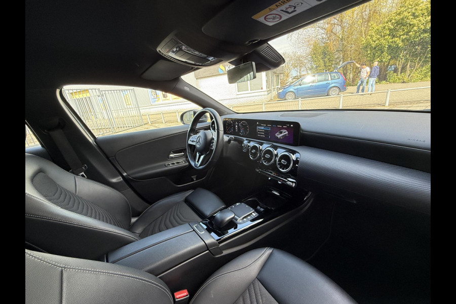 Mercedes-Benz A-Klasse 180 Aut. Edition Xenon-LED | Navi | Camera | M-Bux | Sport St.