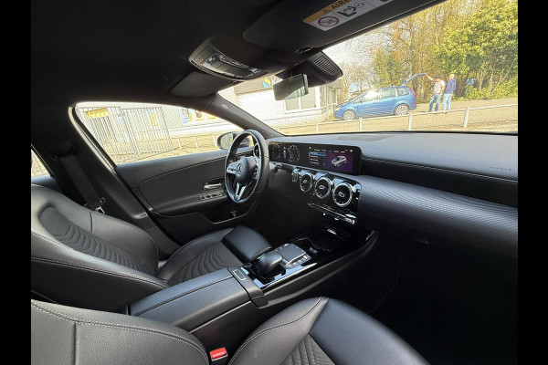 Mercedes-Benz A-Klasse 180 Aut. Edition Xenon-LED | Navi | Camera | M-Bux | Sport St.