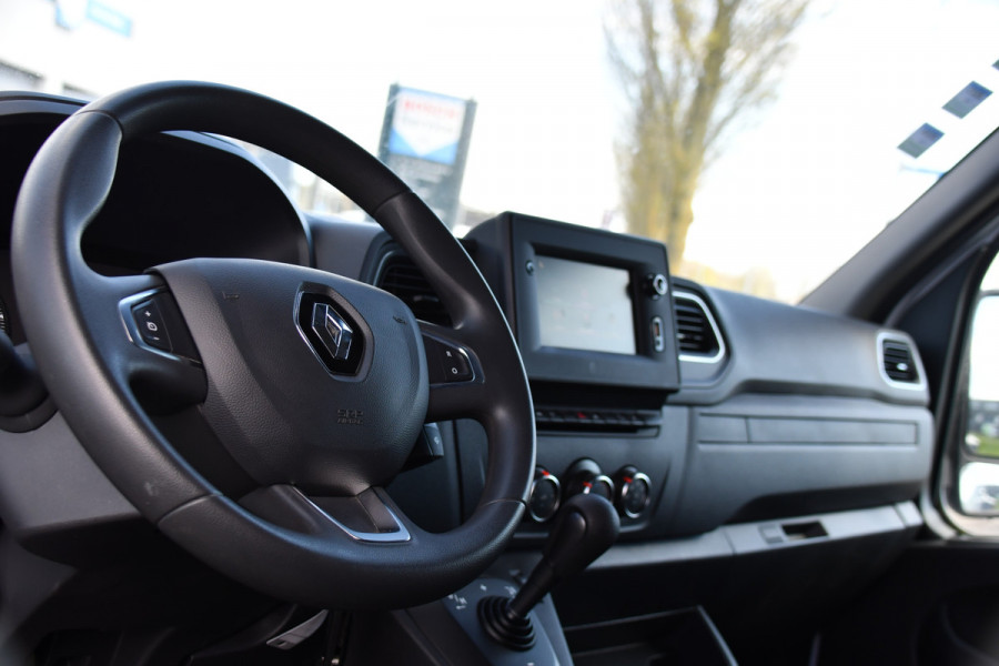 Renault Master T35 2.3 dCi 150 L2H2 PB Edition Camera, Cruise, Carplay, LED, Trekhaak, Automaat, 150pk, Sensoren, NAVI, Uniek!