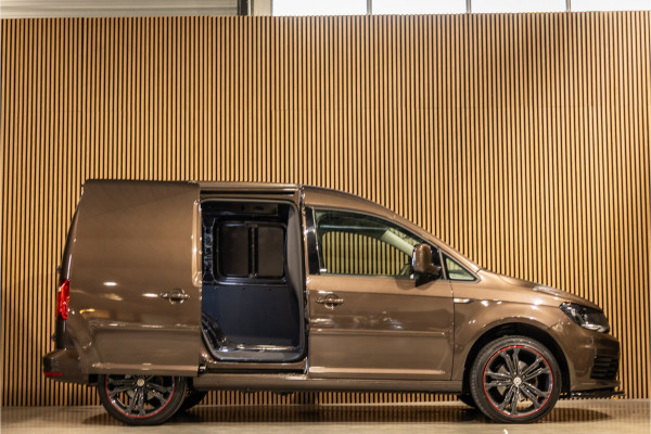 Volkswagen Caddy 2.0 TDI 185 PK | CARPLAY | LEDEREN BEKLEDING | GTI VELGEN | AIRCO | ELEK RAMEN | NAP LOGISCH | NIEUWE APK | NAP LOGISCH | EURO 6 | BPM VRIJ