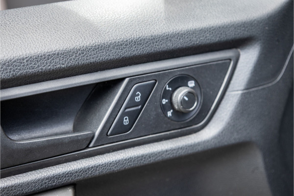 Volkswagen Caddy 2.0 TDI 185 PK | CARPLAY | LEDEREN BEKLEDING | GTI VELGEN | AIRCO | ELEK RAMEN | NAP LOGISCH | NIEUWE APK | NAP LOGISCH | EURO 6 | BPM VRIJ