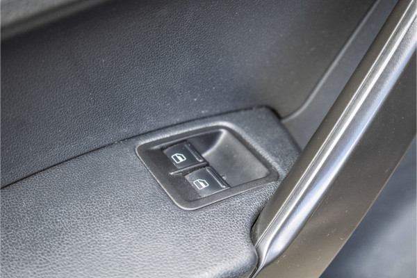 Volkswagen Caddy 2.0 TDI 185 PK | CARPLAY | LEDEREN BEKLEDING | GTI VELGEN | AIRCO | ELEK RAMEN | NAP LOGISCH | NIEUWE APK | NAP LOGISCH | EURO 6 | BPM VRIJ