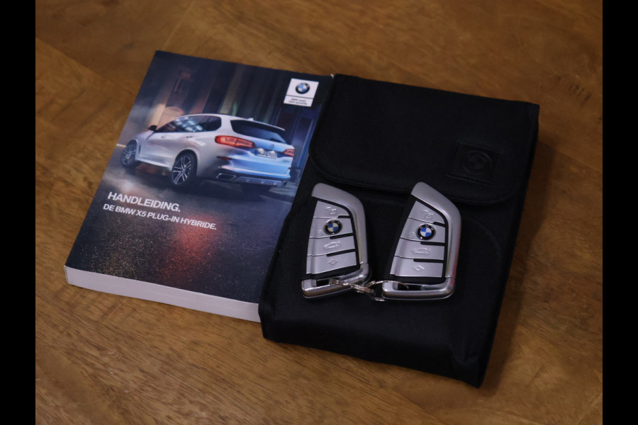 BMW X5 xDrive45e M Sport [LUCHTVERING, HARMAN/KARDON, APPLE CARPLAY, ANDROID, MEMORY SEATS, 360 CAMERA, STOELVERWARMING, INDIVIDUAL LEDER, SPORTSTUUR, ADAPTIVE CRUISE, CLIMATE, NIEUWSTAAT]