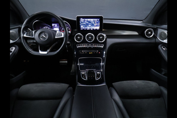 Mercedes-Benz GLC Coupé 250 4MATIC Premium Plus AMG Line [SCHUIFKANTELDAK, TREKHAAK UITKLAPBAAR, BURMESTER, ELEKTRISCH VERSTELBARE STOELEN, SPORTSTUUR, SPORTSTOELEN, STOELVERWARMING, CAMERA, ADAPTIVE CRUISE, BLUETOOTH, CLIMATE, NIEUWSTAAT]