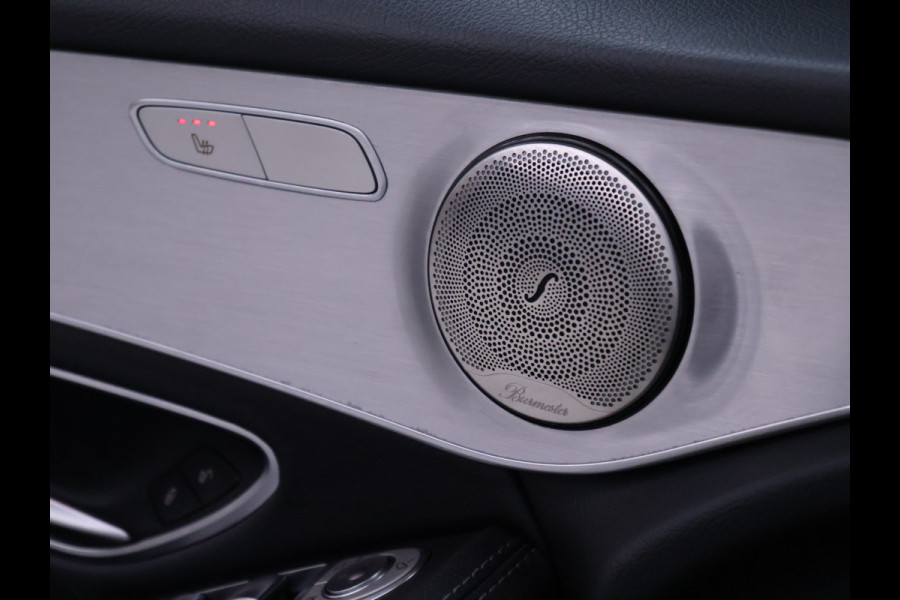 Mercedes-Benz GLC Coupé 250 4MATIC Premium Plus AMG Line [SCHUIFKANTELDAK, TREKHAAK UITKLAPBAAR, BURMESTER, ELEKTRISCH VERSTELBARE STOELEN, SPORTSTUUR, SPORTSTOELEN, STOELVERWARMING, CAMERA, ADAPTIVE CRUISE, BLUETOOTH, CLIMATE, NIEUWSTAAT]