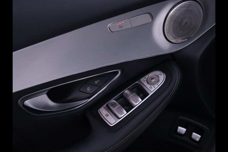 Mercedes-Benz GLC Coupé 250 4MATIC Premium Plus AMG Line [SCHUIFKANTELDAK, TREKHAAK UITKLAPBAAR, BURMESTER, ELEKTRISCH VERSTELBARE STOELEN, SPORTSTUUR, SPORTSTOELEN, STOELVERWARMING, CAMERA, ADAPTIVE CRUISE, BLUETOOTH, CLIMATE, NIEUWSTAAT]