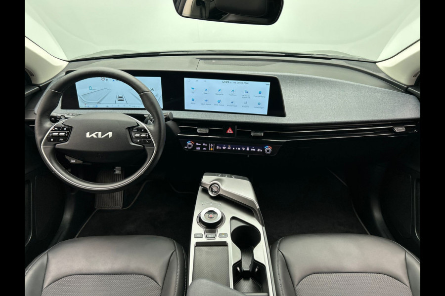 Kia Ev6 Air 58 kWh | Origineel NL | 1e Eigenaar | Trekhaak |Stoel/Stuur Verwarming | Adaptieve Cruise/Control | Camera | Carplay |