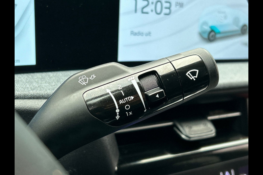 Kia Ev6 Air 58 kWh | Origineel NL | 1e Eigenaar | Trekhaak |Stoel/Stuur Verwarming | Adaptieve Cruise/Control | Camera | Carplay |