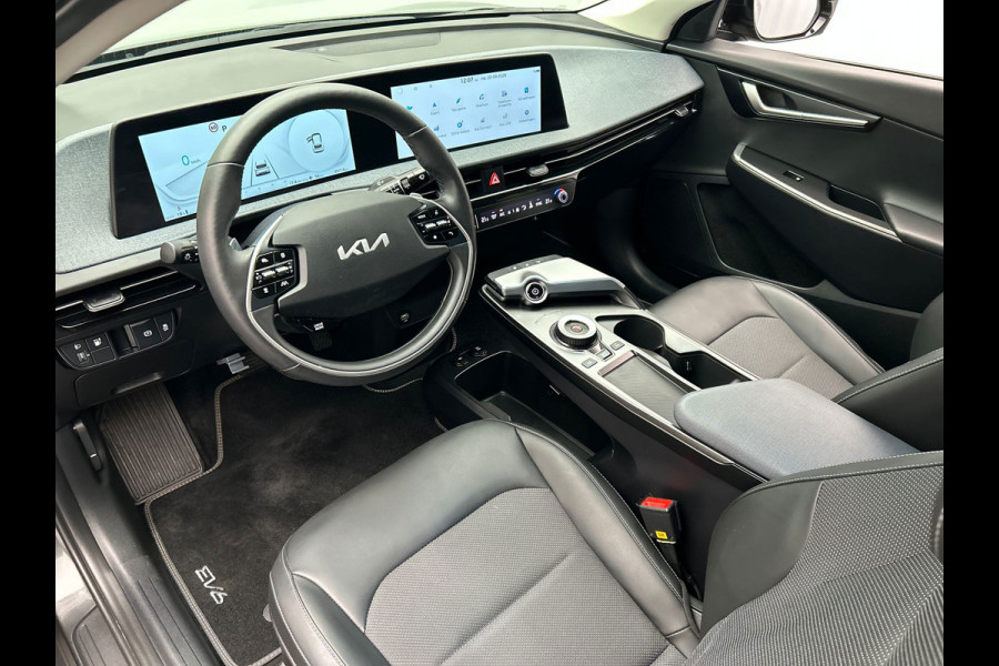 Kia Ev6 Air 58 kWh | Origineel NL | 1e Eigenaar | Trekhaak |Stoel/Stuur Verwarming | Adaptieve Cruise/Control | Camera | Carplay |