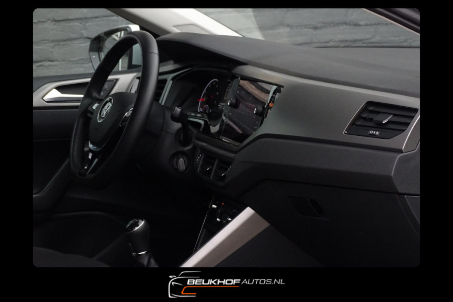 Volkswagen Polo 1.0 TSI CarPlay Cruise Control Airco Navi