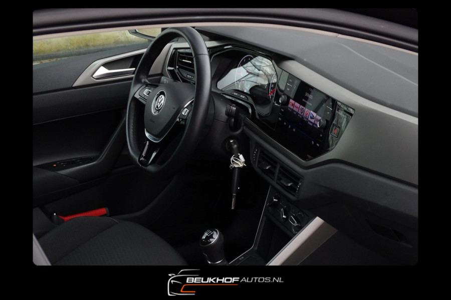 Volkswagen Polo 1.0 TSI CarPlay Cruise Control Airco Navi
