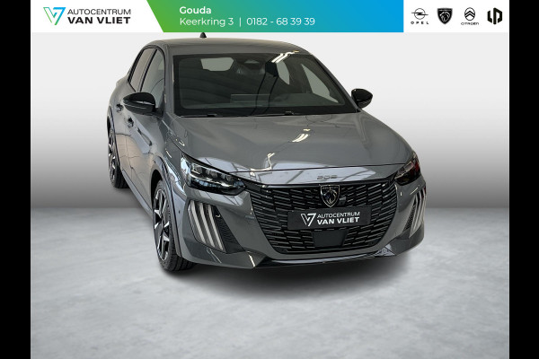 Peugeot 208 1.2 Hybrid 110 e-DCS6 GT Vision en navigation pack, Drive assist plus pack, Gris Selenium metaallak.