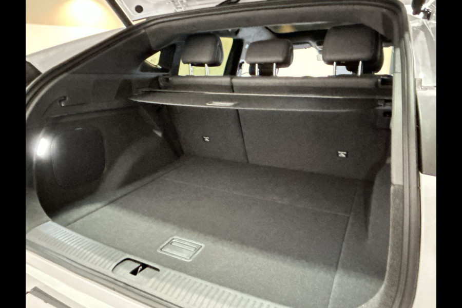 XPeng G6 RWD Standard Range 68.5 kWh Premium interieur met elektr. stoelen en nappa leer Wordt verwacht, levering april 2026