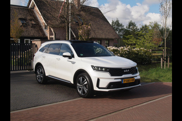 Kia Sorento 1.6 T-GDI Hybrid 2WD ExecutiveLine 7p. | Trekhaak | Panoramadak | Camera | BOSE | NL-Auto |