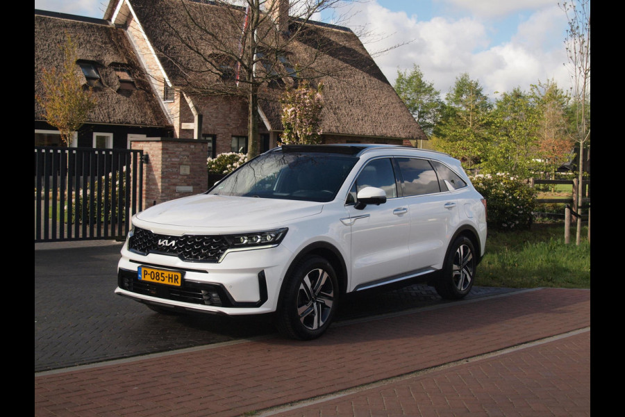 Kia Sorento 1.6 T-GDI Hybrid 2WD ExecutiveLine 7p. | Trekhaak | Panoramadak | Camera | BOSE | NL-Auto |