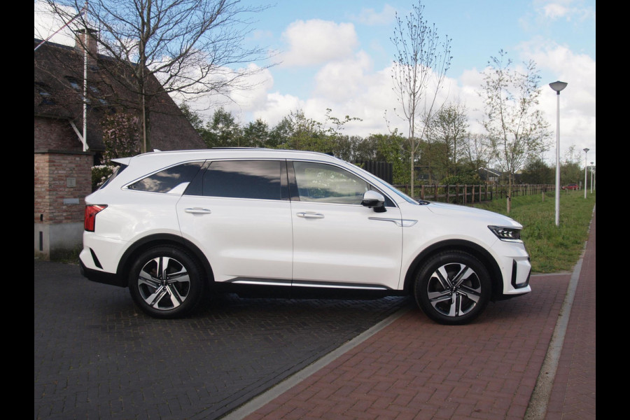 Kia Sorento 1.6 T-GDI Hybrid 2WD ExecutiveLine 7p. | Trekhaak | Panoramadak | Camera | BOSE | NL-Auto |