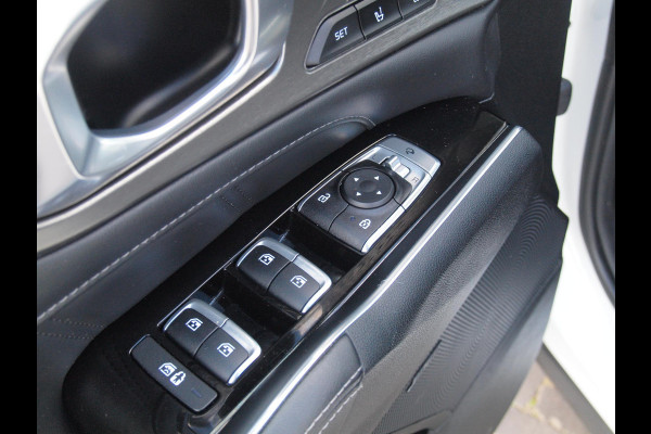 Kia Sorento 1.6 T-GDI Hybrid 2WD ExecutiveLine 7p. | Trekhaak | Panoramadak | Camera | BOSE | NL-Auto |