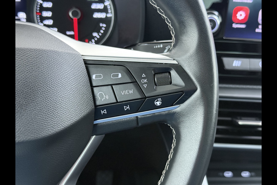 Seat Leon T 111pk Adap.Cruise Camera Lmv 19" Apple Carplay Android Stoel+Stuurverwarming Pdc Navi* Ecc Business Isofix DAB Led Front Assist Keyless-Go