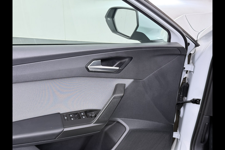 Seat Leon T 111pk Adap.Cruise Camera Lmv 19" Apple Carplay Android Stoel+Stuurverwarming Pdc Navi* Ecc Business Isofix DAB Led Front Assist Keyless-Go