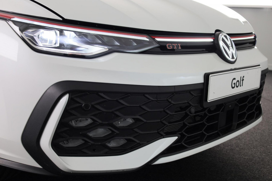 Volkswagen Golf GTI 2.0 195 kW / 265 pk TSI Hatchback 7 versn. DSG | Verlengde garantie | Panorama dak | Head up Display | Harman Kardon |