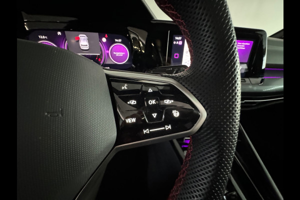 Volkswagen Golf 2.0 TSI GTI Pano|HuD|H/K|Keyless|Camera|Sfeer