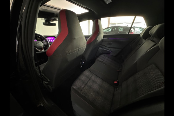 Volkswagen Golf 2.0 TSI GTI Pano|HuD|H/K|Keyless|Camera|Sfeer