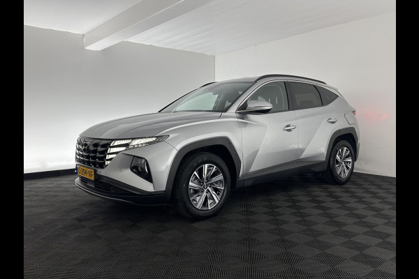 Hyundai Tucson 1.6 T-GDI HEV Comfort Smart (INCL-BTW) *FULL-LED | ADAPTIVE-CRUISE | HEATED-COMFORTSEATS | KEYLESS | CAMERA | DIGI-COCKPIT | PRIVACY-GLASS | SHIFTPADDLES | ECC | PDC | 17''ALU*