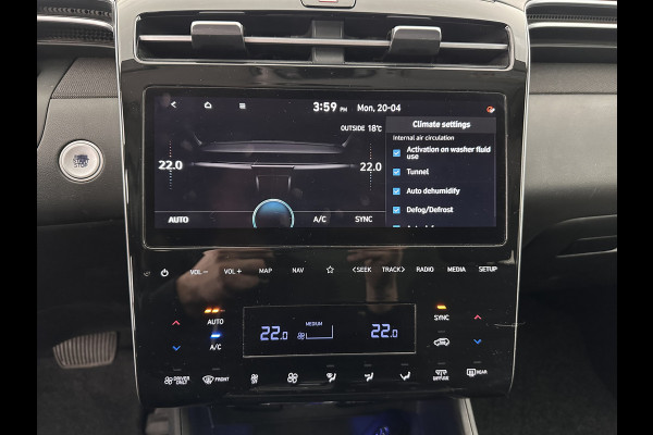 Hyundai Tucson 1.6 T-GDI HEV Comfort Smart (INCL-BTW) *FULL-LED | ADAPTIVE-CRUISE | HEATED-COMFORTSEATS | KEYLESS | CAMERA | DIGI-COCKPIT | PRIVACY-GLASS | SHIFTPADDLES | ECC | PDC | 17''ALU*