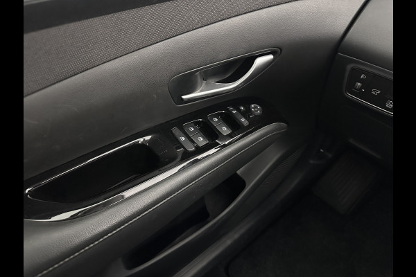 Hyundai Tucson 1.6 T-GDI HEV Comfort Smart (INCL-BTW) *FULL-LED | ADAPTIVE-CRUISE | HEATED-COMFORTSEATS | KEYLESS | CAMERA | DIGI-COCKPIT | PRIVACY-GLASS | SHIFTPADDLES | ECC | PDC | 17''ALU*