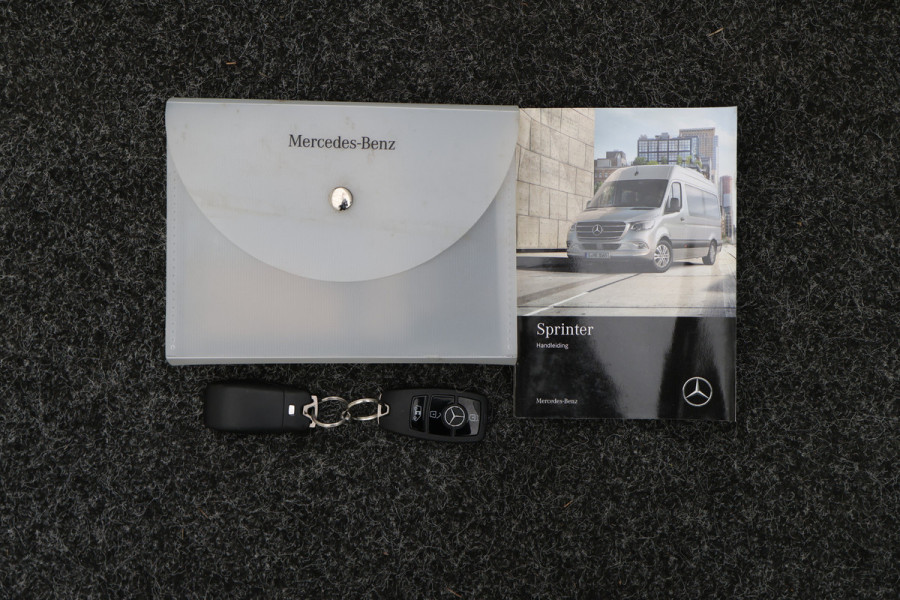 Mercedes-Benz Sprinter 314 CDI Automaat L1H1 3-Zits, Leer, Camera, Apple Carplay, Trekhaak, PDC