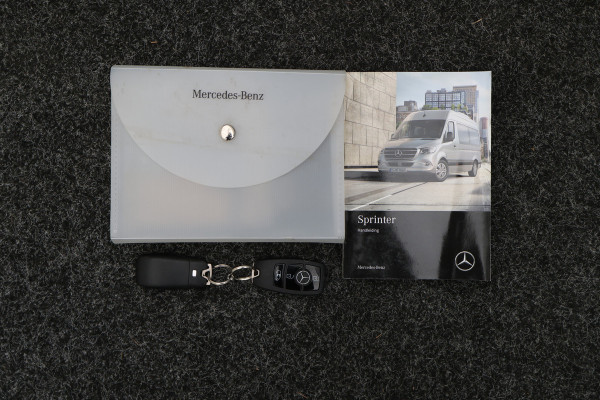 Mercedes-Benz Sprinter 314 CDI Automaat L1H1 3-Zits, Leer, Camera, Apple Carplay, Trekhaak, PDC