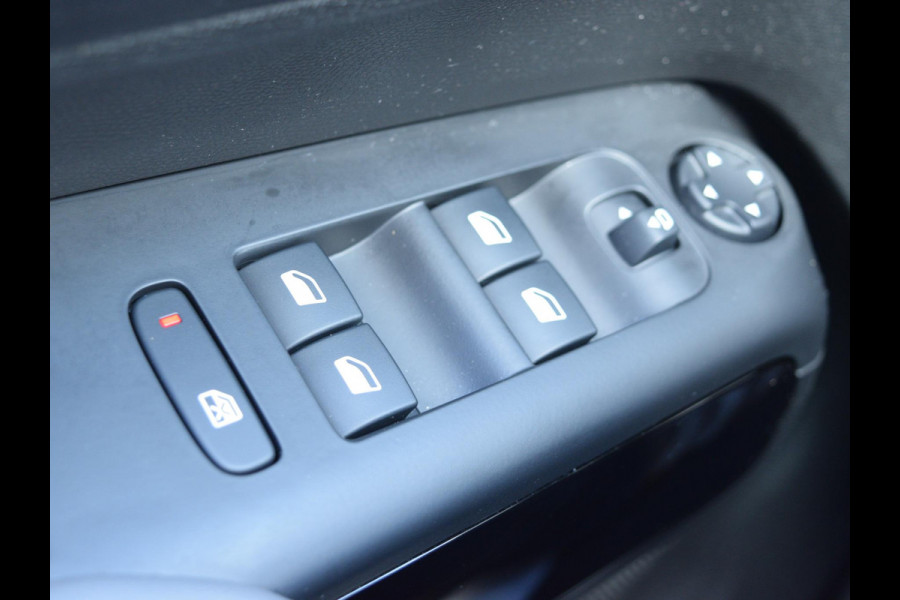 Citroën C5 Aircross 1.2 PureTech C-Series ACHTERUITRIJCAMERA MET SENSOREN | NAVI & CARPLAY | E.C.C. |