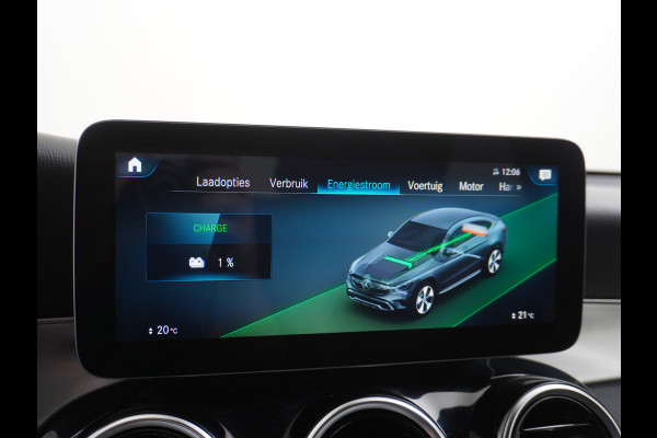 Mercedes-Benz GLC 300e Coupé AMG 4Matic // SoH 98,6% // Burmester / Magno Grijs // Nw. Banden // Dig. Dashbord // Carplay // Treeplanken // Night