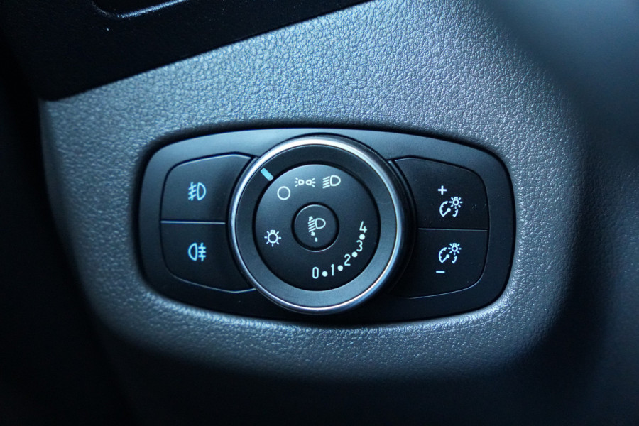 Ford Transit Connect 1.5 EcoBlue L1 Trend 75pk - Trekhaak - Cruise - Airco - Bluetooth - Impriaal - Rijklaar