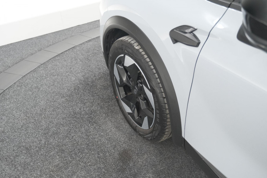 Renault Captur TCe 90 Techno | Nieuw Model | Camera | Navigatie | Apple Carplay | Pack Full Screen | 18 Inch Lichtmetalen Velgen