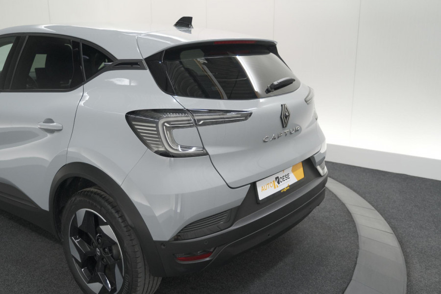 Renault Captur TCe 90 Techno | Nieuw Model | Camera | Navigatie | Apple Carplay | Pack Full Screen | 18 Inch Lichtmetalen Velgen