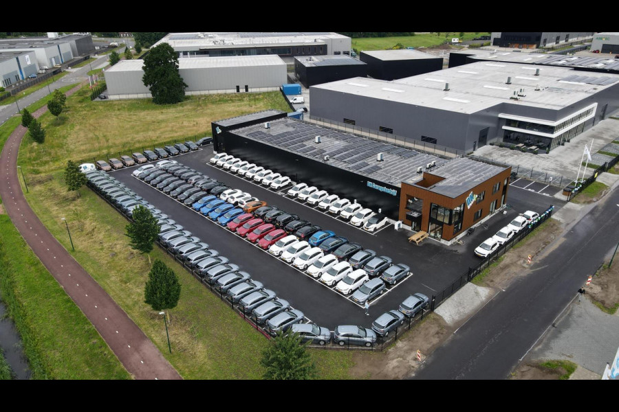 Lynk & Co 01 1.5|12-2022|PHEV|BLACK|PANO|ACC|360 CAMERA|ANDROID/CARPLAY|STOELVERW|INFINITY AUDIO|MEMORY|ELEK. A-KLEP + INTERIEUR|