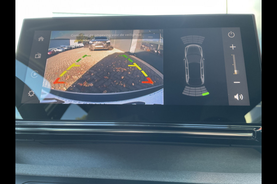 Citroën C3 Aircross 100pk Pack Plus (Camera - Navigatie via APP - Automatische Airco - LED - Apple Carplay - Parkeersensoren - Two tone)