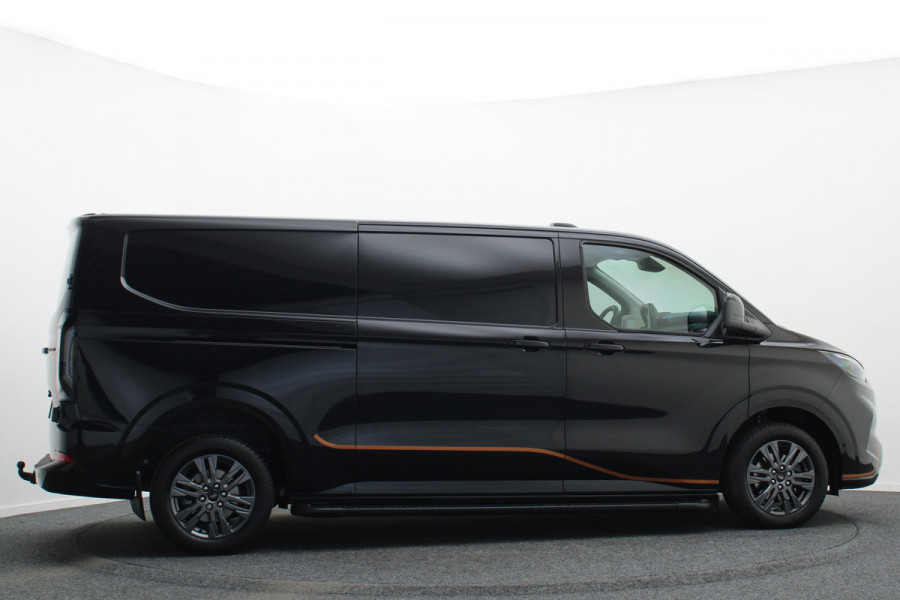Ford Transit Custom 300 2.0 TDCI Automaat L2H1 3-Zits, LED, Keyless, ACC, Trekhaak, Side-Bars, PDC, 17"