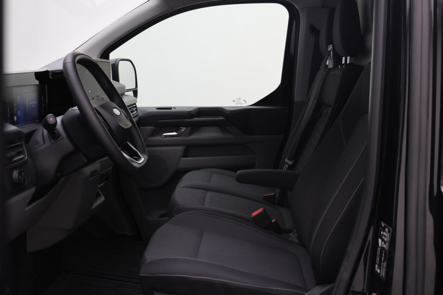 Ford Transit Custom 300 2.0 TDCI Automaat L2H1 3-Zits, LED, Keyless, ACC, Trekhaak, Side-Bars, PDC, 17"
