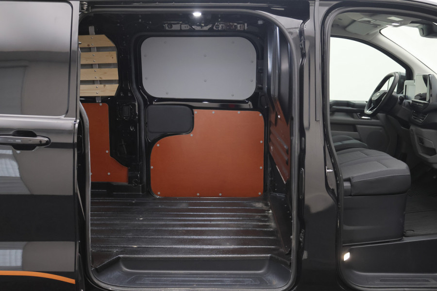 Ford Transit Custom 300 2.0 TDCI Automaat L2H1 3-Zits, LED, Keyless, ACC, Trekhaak, Side-Bars, PDC, 17"