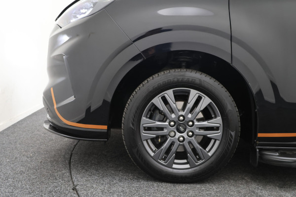 Ford Transit Custom 300 2.0 TDCI Automaat L2H1 3-Zits, LED, Keyless, ACC, Trekhaak, Side-Bars, PDC, 17"