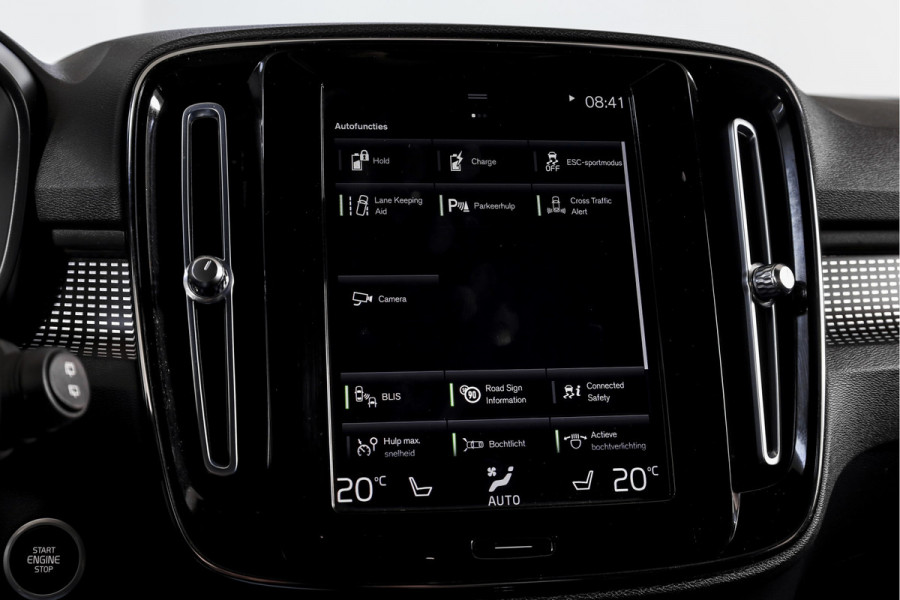 Volvo XC40 1.5 T5 Recharge R-Design | S/K-Panodak | Elek. Trekhaak | Harman/Kardon | Dig. Cockpit | Cruise | Winterpakket | 360 Camera | NAV + App. Connect | ECC | Elek. Klep | LM 19" |