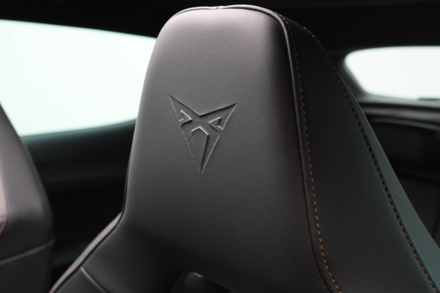 CUPRA Formentor 1.4 e-Hybrid VZ Copper Edition SOH 93,6%, Panoramadak, Camera, Stoel-/Stuurverw., ACC, 19"